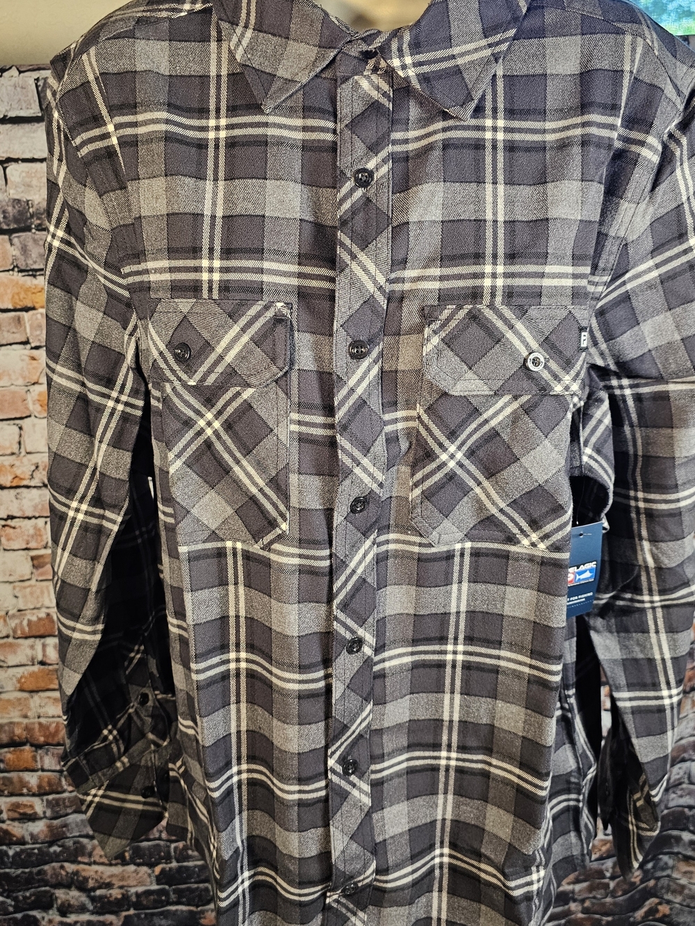 PELAGIC Backlash Stretch Flannel Shirt Black Gray Plaid Fishing Outdoors Men’s M
